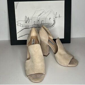 Karl lagerfield Paris Nude Block Suede Heels Women's Size 5.5